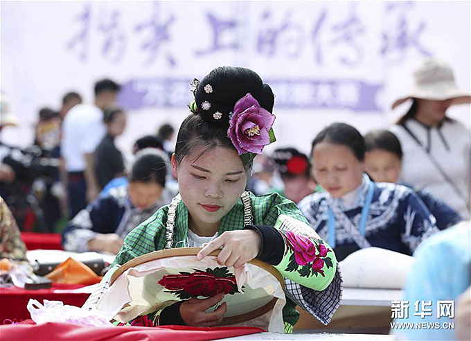 赛指尖技艺 传手工“非...